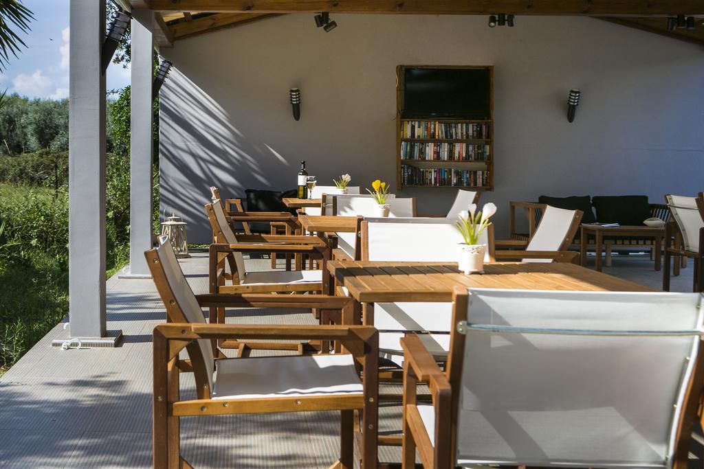 Olive Grove Studios&Apartments Svoronata Exterior foto